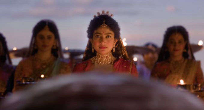 Ramayana Trailer Release: 'ब्रह्म मुहूर्त' में रिलीज हुआ नितेश तिवारी की 'रामायण' का विजुअल स्पेक्टेकल ट्रेलर; रणबीर, यश और साई पल्लवी के लुक्स ने जीता दिल