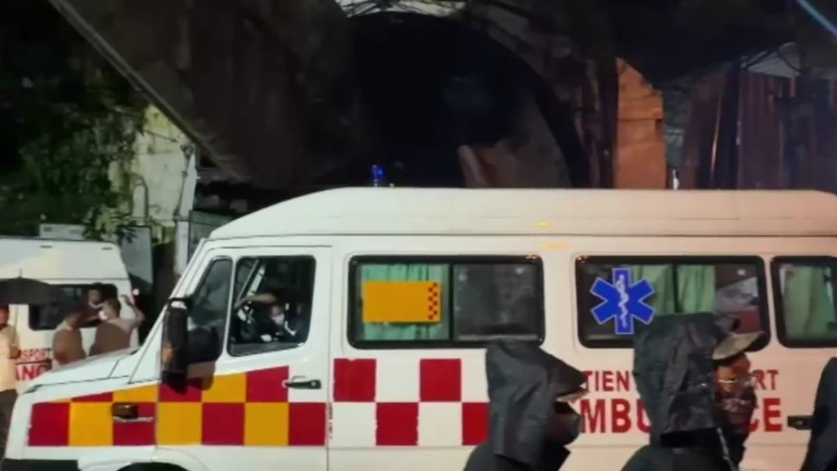 Sikkim Tunnel Accident: सिक्किम टनल हादसे में 10 मजदूरों की मौत, 27 फंसे थे
