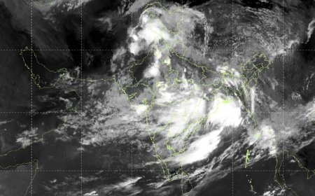 मॉनसून के नए फेज का संकेत, क्लाउड मैप में पूरा भारत दिख रहा सफेद