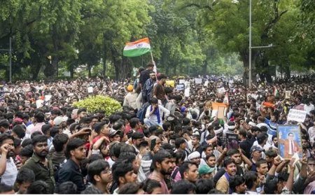 आसान नहीं होगा प्रदर्शनकारी छात्रों से मुकदमे वापस लेना !