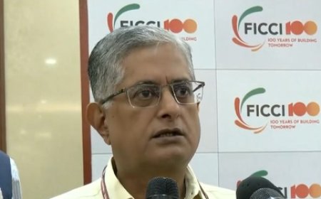 ईपीएफओ ने डिजिटल सेवाओं को बनाया और आसान, कर्मचारियों और नियोक्ताओं को मिलेंगी विश्वस्तरीय डिजिटल सेवाएं: ईपीएफओ आयुक्त