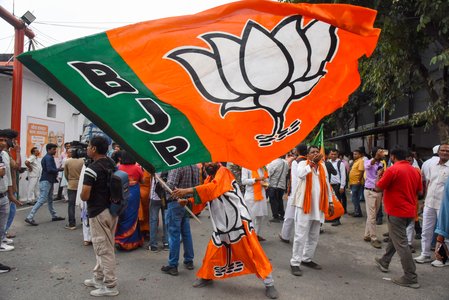 निकाय चुनाव से पहले अलवर में टिकट बंटवारे पर भाजपा में बगावत, दो मंडल अध्यक्षों समेत कई पदाधिकारियों का इस्तीफा