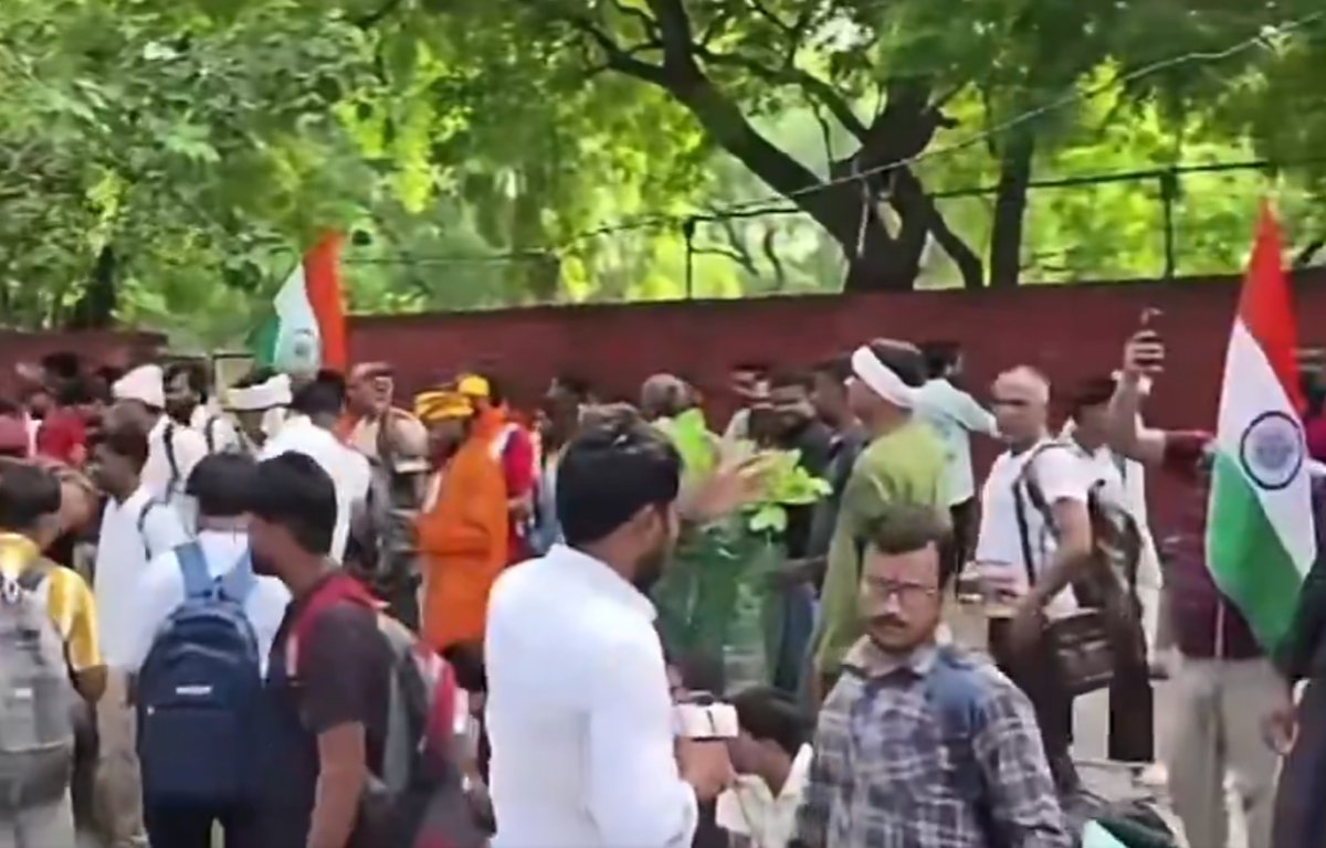 Delhi Reservation Protest: दिल्ली में आरक्षण सुधारों को लेकर प्रदर्शन; जंतर-मंतर पर नहीं मिली इजाजत, रामलीला मैदान में 500 लोगों के जुटने की सशर्त मंजूरी
