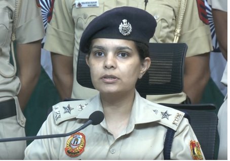 दिल्ली नॉर्थ-वेस्ट पुलिस का ऑपरेशन राहत, 72 घंटे में 23 गिरफ्तार, 1.5 करोड़ के 390 चोरी के मोबाइल बरामद