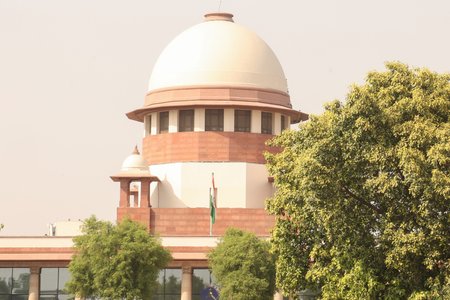 सरकारी स्कूलों में बाहरी लोगों के जाने और वीडियोग्राफी पर रोक के राजस्थान और यूपी सरकार के सर्कुलर को सुप्रीम कोर्ट में चुनौती