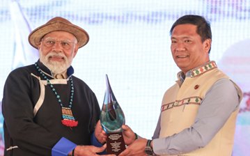 अरुणाचल प्रदेश के सीएम पेमा खांडू को पीएम मोदी ने दी जन्मदिन की बधाई; मुख्यमंत्री ने जताया आभार, बोले- 'मार्गदर्शन के लिए धन्यवाद'