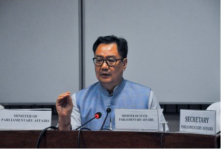 विपक्ष में लगातार चुनाव हारने से आत्मविश्वास की कमी, इसी कारण सदन में हंगामा करते हैं : किरेन रिजिजू 
