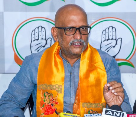 राम मंदिर की व्यवस्थाओं पर अजय राय ने उठाए सवाल, बोले-सीईओ नहीं संत-धर्माचार्य हों जिम्मेदार