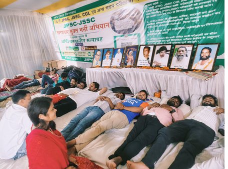 झारखंड छात्र आंदोलन का 24वां दिन : चार मंत्रियों का समूह करेगा रिफॉर्म मंच से बातचीत