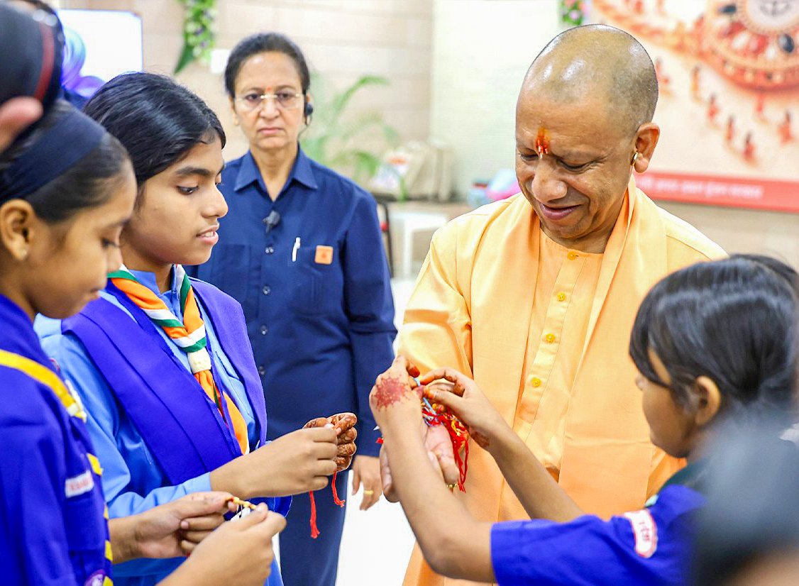 बेटियों के सपनों को पंख दे रही डबल इंजन सरकार : मुख्यमंत्री योगी 
