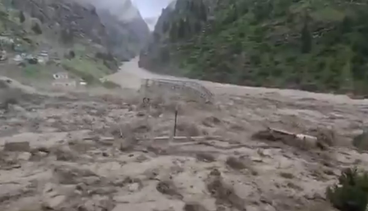 उत्तराखंड की नीति घाटी में तबाही, फ्लैश फ्लड में बहा बेली ब्रिज, भारत-चीन सीमा से जुड़े 15 गांव कटे