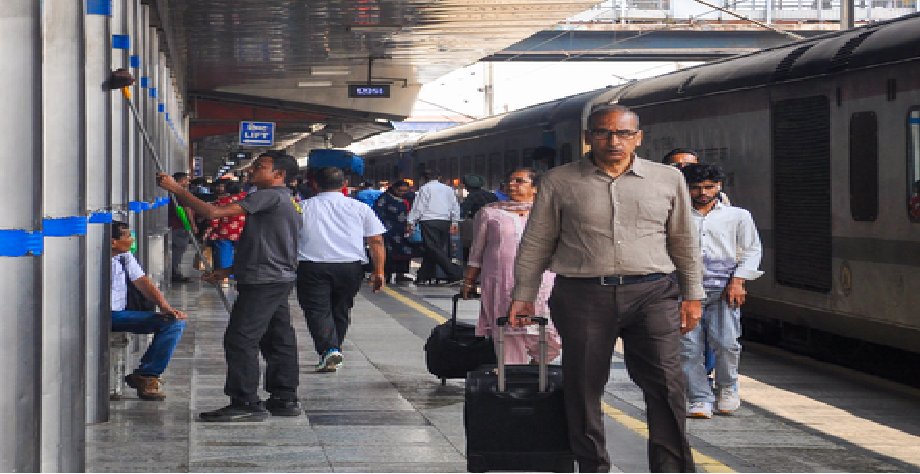 रेलवे ने स्वच्छ पीने के पानी की सुविधाओं के लिए विशेष अभियान शुरू किया