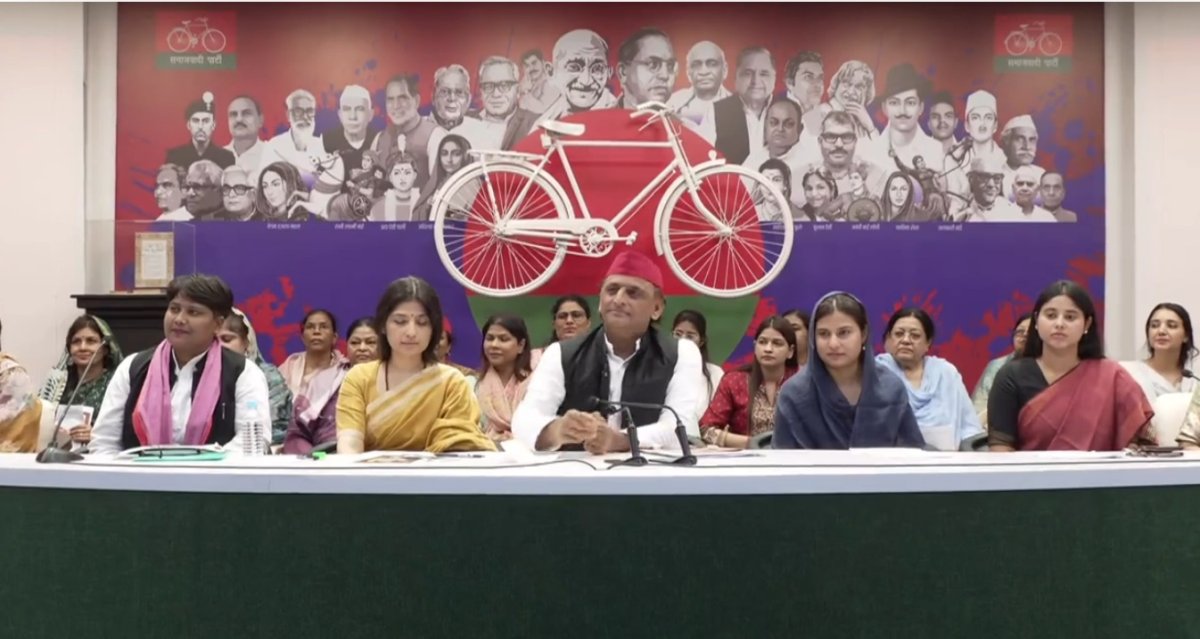 यूपी चुनाव से पहले अखिलेश का महिला कार्ड, हर महिला को सालाना 40 हजार रुपये का ऐलान
