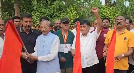 National Sports Day Patna: 'राष्ट्रीय खेल दिवस' पर पटना में 'फिट इंडिया' दौड़ का भव्य आयोजन; पूर्व राज्यपाल गंगा प्रसाद और नेता रामकृपाल यादव ने दिखाई हरी झंडी 