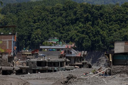 नेपाल में बाढ़ और भूस्खलन से भारी तबाही, अब तक 675 शव बरामद; 2498 लोग अब भी लापता, भारत ने भेजी अतिरिक्त राहत सामग्री