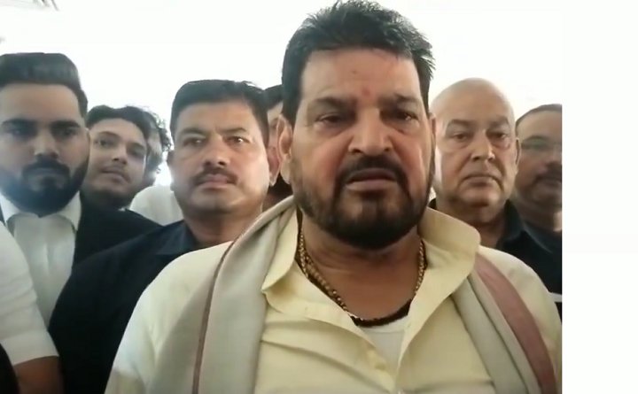 महिला पहलवानों से यौन शोषण के आरोप के मामले में बृजभूषण शरण सिंह बरी