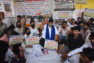 70th BPSC Exam Row: 70वीं बीपीएससी परीक्षा रद्द करने की मांग को लेकर छात्रों का प्रदर्शन तेज; अभ्यर्थियों के समर्थन में एक दिन के उपवास पर बैठे सांसद पप्पू यादव