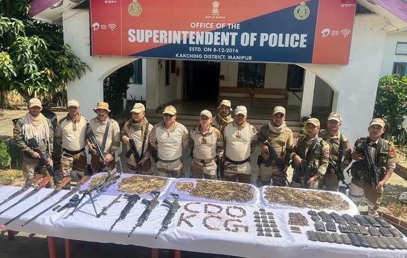 मणिपुर : 13 आतंकवादी गिरफ्तार, भारी मात्रा में हथियार और गोला-बारूद बरामद