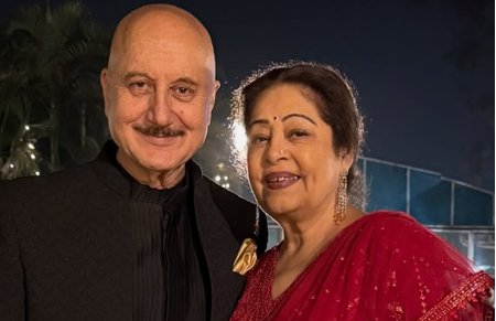 Anupam Kirron Kher 41st Anniversary: अनुपम खेर और किरण खेर ने मनाई शादी की 41वीं सालगिरह 