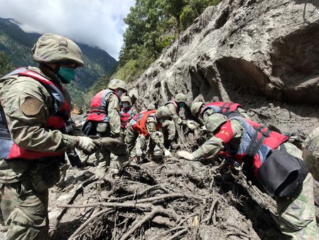 नेपाल में बाढ़ से मरने वालों की संख्या बढ़कर हुई 616, 2000 से अधिक लापता; सरकार अंतरराष्ट्रीय मदद और विशेषज्ञ टीमें लेने को हुई सहमत