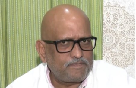 हमारे नेता राहुल गांधी छात्रों से संवाद करके उनकी समस्याओं को सुनेंगे : अजय राय 