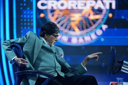 जेन-जी की भाषा पर चकराया अमिताभ बच्चन का सिर; मेगास्टार बोले- 'अजीब-अजीब शब्द बनाते हैं, कुछ पल्ले नहीं पड़ता'