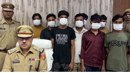 चोरी और लूट करने वाले गिरोह का भंडाफोड़, 8 आरोपी गिरफ्तार, लाखों के मोबाइल बरामद