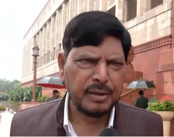 JPSC Scam Controversy: झारखंड में छात्रों के साथ अन्याय पर चुप क्यों हैं राहुल-तेजस्वी?, JPSC परीक्षा धांधली को लेकर NDA सांसदों का विपक्ष से सवाल
