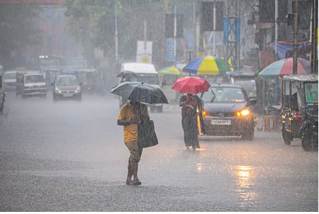 Weather Alert: आईएमडी ने कई राज्यों में आंधी-तूफान और भारी बारिश का रेड और ऑरेंज अलर्ट किया जारी