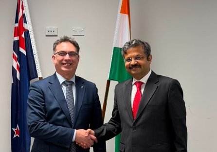 India New Zealand Defence Dialogue: भारत-न्यूजीलैंड रक्षा सहयोग को मिली नई गति; वेलिंगटन में दूसरी रक्षा रणनीतिक वार्ता, समुद्री सुरक्षा और संयुक्त सैन्य अभ्यास पर बनी सहमति