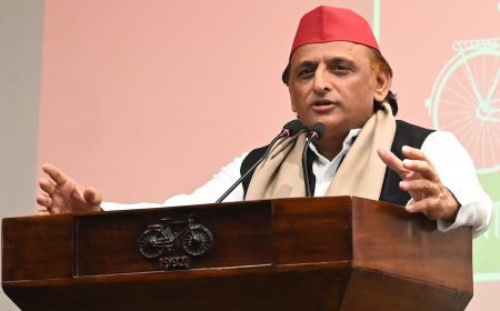 'महिलाओं का सम्मान मेरे लिए राजनीतिक मुद्दा नहीं, व्यक्तिगत संकल्प है,' रक्षाबंधन पर बोले अखिलेश यादव