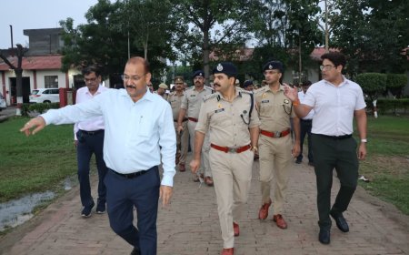 मेरठ में शिवभक्तों पर कल पुष्पवर्षा करेंगे मुख्यमंत्री योगी, प्रशासन ने सुरक्षा-व्यवस्थाओं का लिया जायजा 