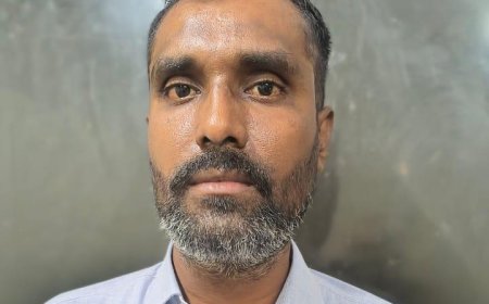गुजरात : रिश्वत लेते पकड़ा गया पुलिसकर्मी, शराब की दुकान खोलने के लिए बना रहा था दबाव  