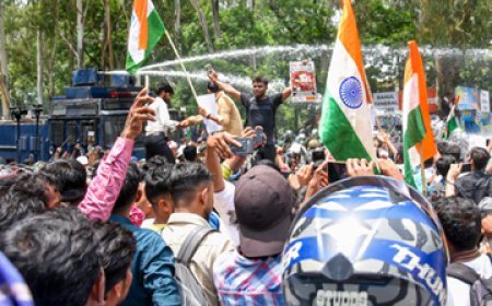 झारखंड में भर्ती परीक्षा विवाद पर बवाल: रांची में लाठीचार्ज के बाद बीजेपी का बंद; संसद में भी जोरदार हंगामा