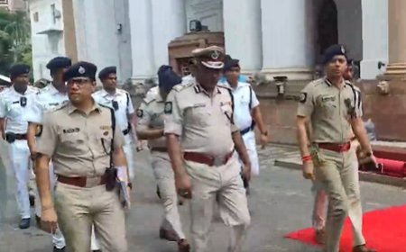 कोलकाता पुलिस में फेरबदल, अलग-अलग पुलिस स्टेशनों में 18 इंस्पेक्टरों का तबादला