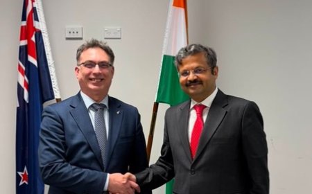 India New Zealand Defence Dialogue: भारत-न्यूजीलैंड रक्षा सहयोग को मिली नई गति; वेलिंगटन में दूसरी रक्षा रणनीतिक वार्ता, समुद्री सुरक्षा और संयुक्त सैन्य अभ्यास पर बनी सहमति