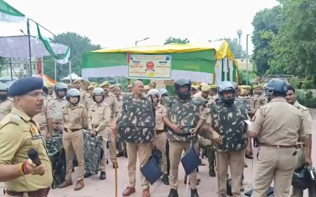 बारावफात के मौके पर उत्तर प्रदेश में सुरक्षा के कड़े इंतजाम, लखनऊ से वाराणसी तक पुलिस अलर्ट