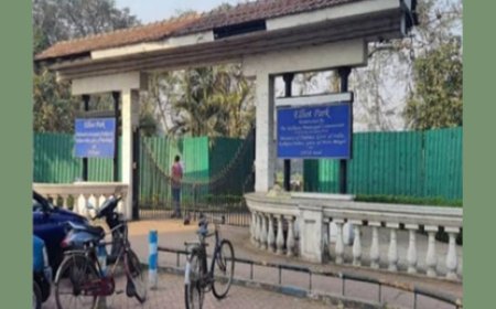 Kolkata : इलियट पार्क से हटाए गए 'व्यू-ब्लॉकर', सीएम अधिकारी ने पूर्व सरकार पर कसा तंज  
