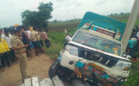 कर्नाटक के यादगीर में पिकअप के बिजली के खंभे से टकराने से तीन महिलाओं की मौत 