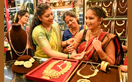 वैश्विक तनाव और ऊंचे बॉन्ड यील्ड के दबाव में टूटा सोने-चांदी का भाव, सिल्वर करीब 2 प्रतिशत फिसला