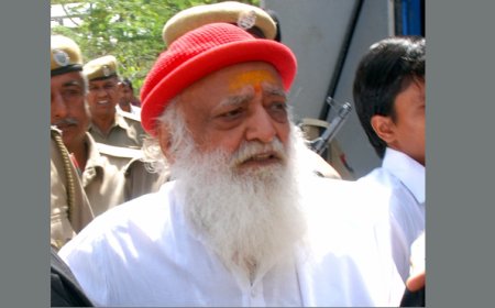 सुप्रीम कोर्ट से आसाराम को झटका, खराब सेहत के आधार पर नहीं मिली अंतरिम जमानत 