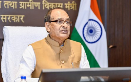 'वंदे मातरम' विवाद पर कांग्रेस को भाजपा नेताओं का जवाब, बोले- 'भारत माता के अपमान को बर्दाश्त नहीं करेगा देश'