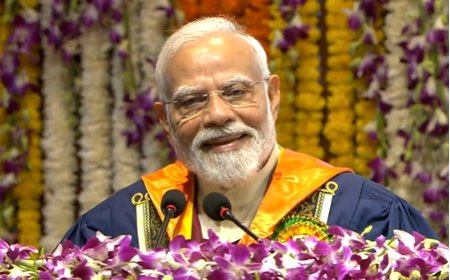 'मैं तो बाबा बागेश्वर नहीं हूं', आईआईटी दिल्ली के छात्रों से बोले पीएम मोदी