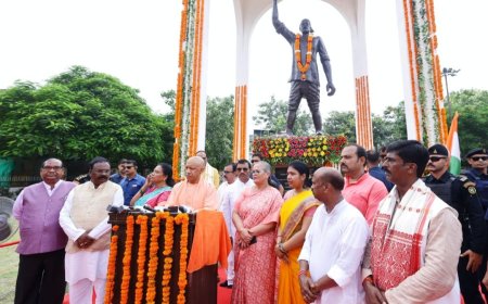 सीएम योगी ने अमर शहीद गुलाब सिंह लोधी को  दी श्रद्धांजलि, कहा- 32 साल की उम्र में दी थी शहादत   