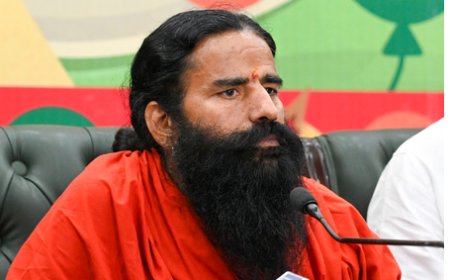 भारत 145 करोड़ भारतीयों का, राजनीतिक पार्टियों का नहीं: बाबा रामदेव