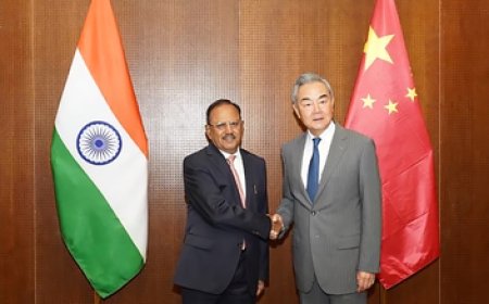 India China Border Talks: एनएसए अजीत डोभाल पहुंचे बीजिंग; भारत-चीन सीमा विवाद पर विशेष प्रतिनिधियों की 25वें दौर की वार्ता, चीनी विदेश मंत्री वांग यी से होगी अहम चर्चा
