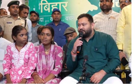 बिहार: बंटी यादव हत्याकांड में पीड़ित परिवार को राजद ने दी पांच लाख रुपए की आर्थिक सहायता