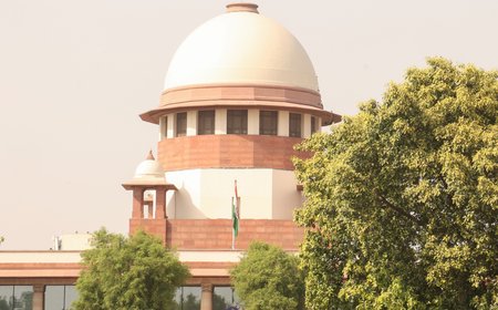 सरकारी स्कूलों में बाहरी लोगों के जाने और वीडियोग्राफी पर रोक के राजस्थान और यूपी सरकार के सर्कुलर को सुप्रीम कोर्ट में चुनौती