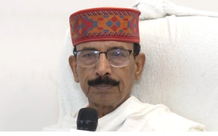संसद में जारी गतिरोध के लिए सरकार जिम्मेदार, भाजपा घबराई हुई है: रमाशंकर राजभर