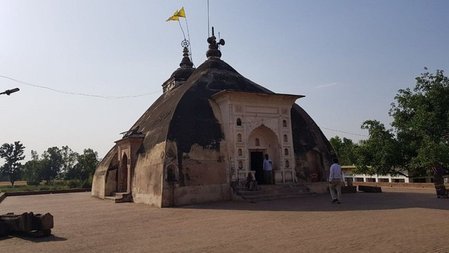 बारिश होने से ठीक 7 दिन पहले टपकने लगती है इस मंदिर की छत; कानपुर का जगन्नाथ मंदिर 